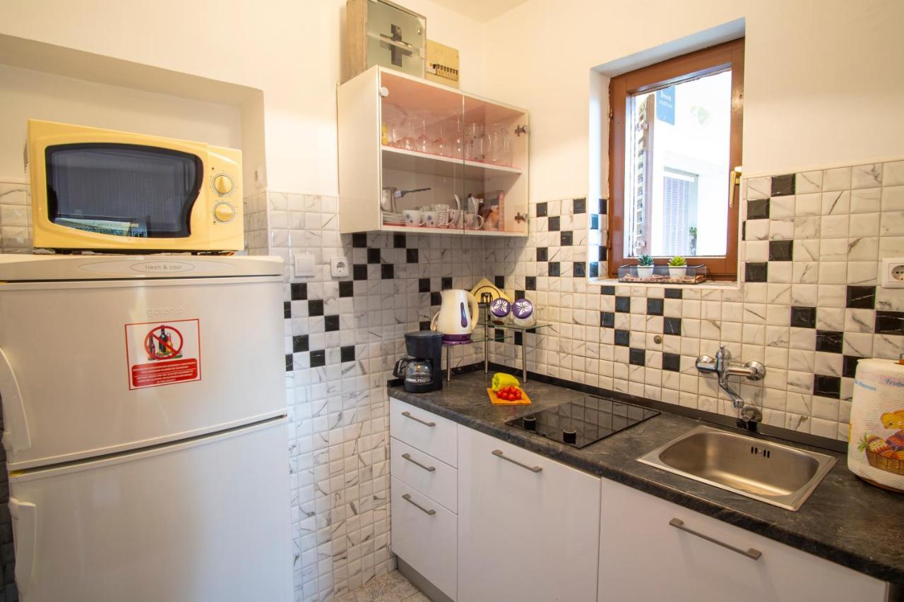 Apartman Luka Fažana エクステリア 写真